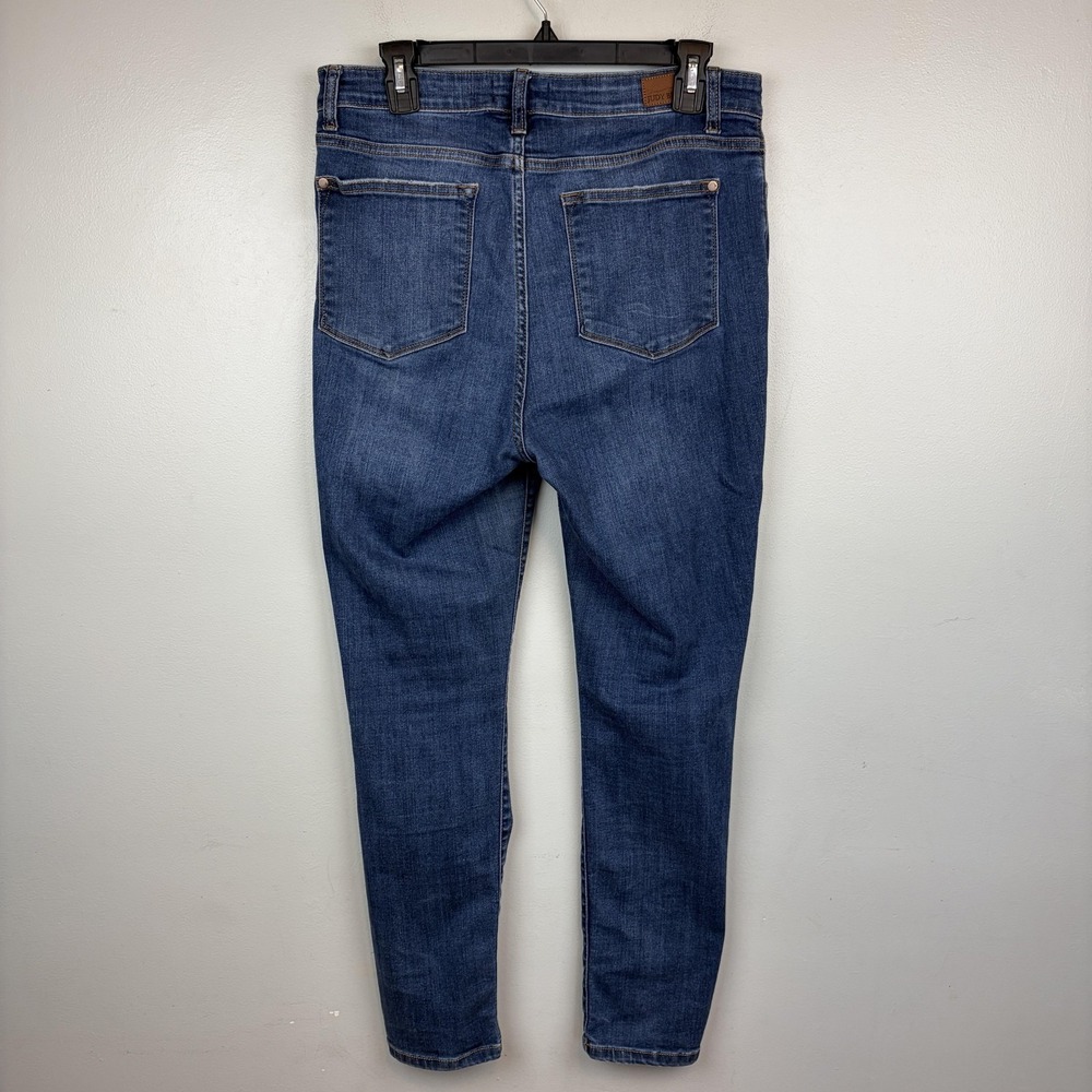 Judy Blue Jeans Womens 13/31 Dark Wash Relaxed Skinny Stretch Denim JB82325DK - Picture 2 of 10